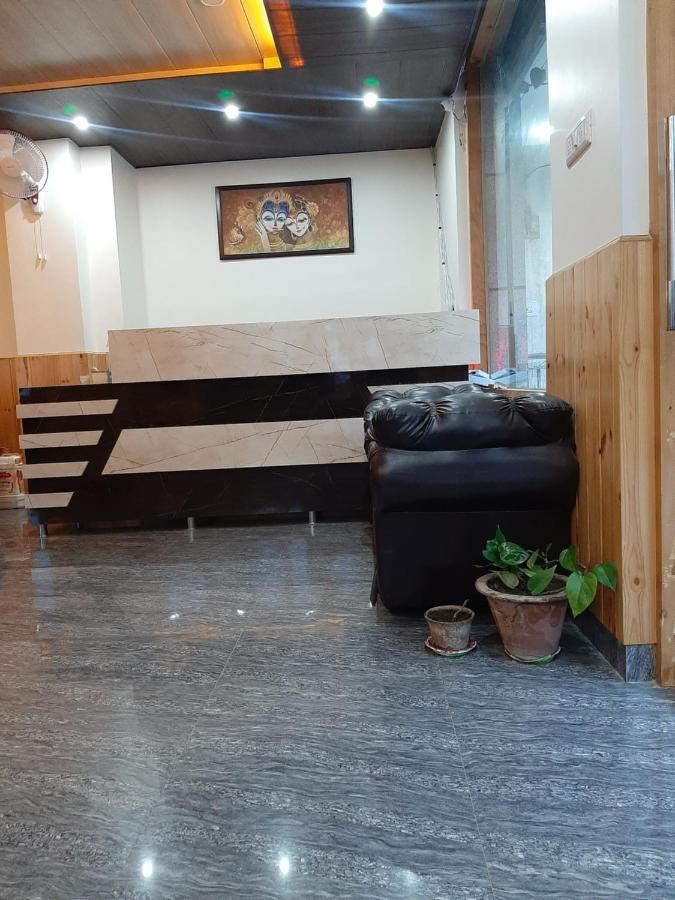 Tulip Flowing River View Hotel. Shamshi Exterior photo